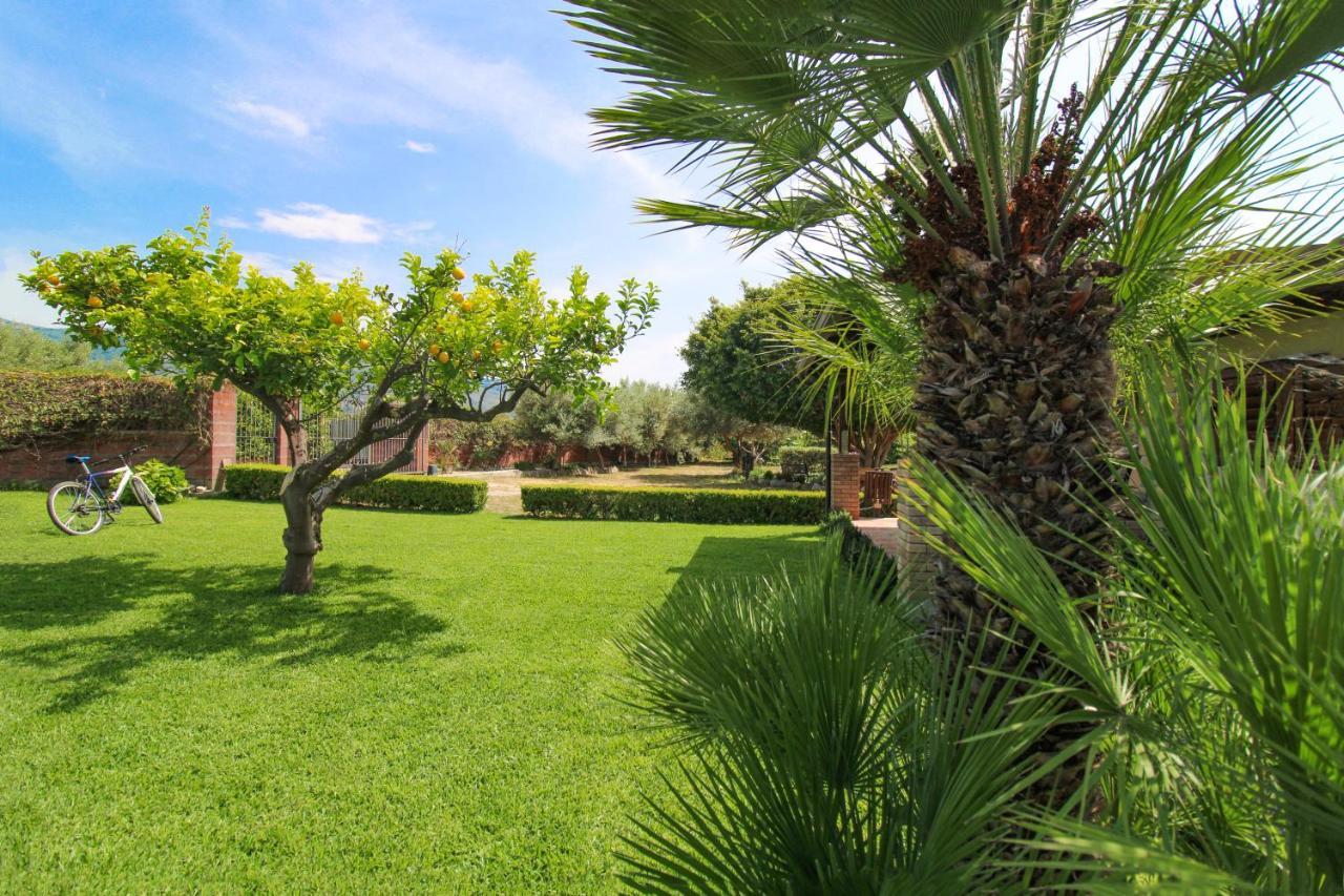 La Casa Di Lina - Capo D'Orlando, Casa Con Ampio Giardino Villa Екстериор снимка