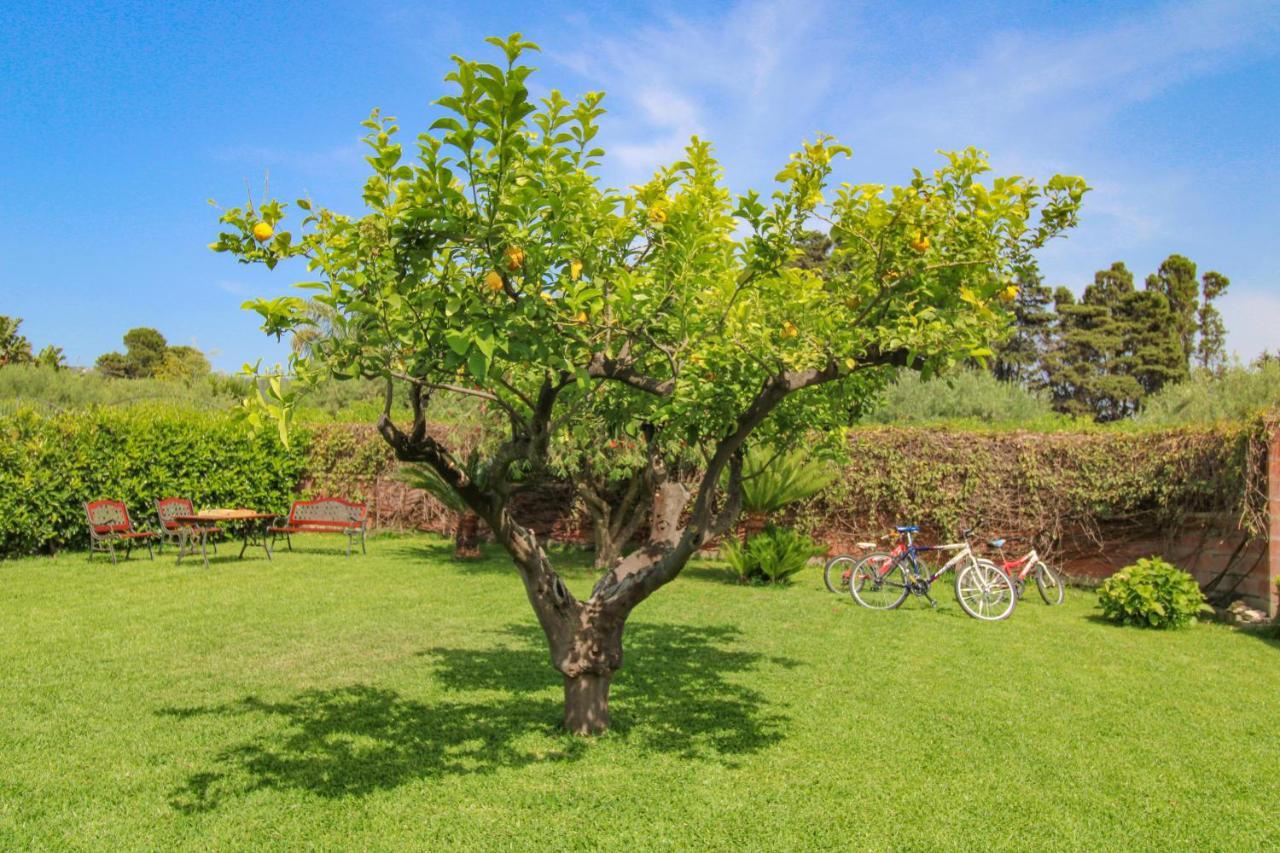 La Casa Di Lina - Capo D'Orlando, Casa Con Ampio Giardino Villa Екстериор снимка