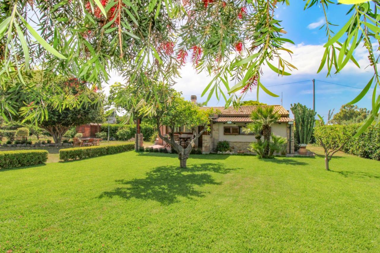 La Casa Di Lina - Capo D'Orlando, Casa Con Ampio Giardino Villa Екстериор снимка