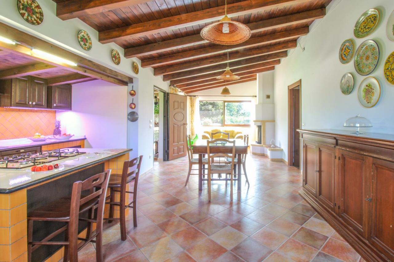 La Casa Di Lina - Capo D'Orlando, Casa Con Ampio Giardino Villa Екстериор снимка