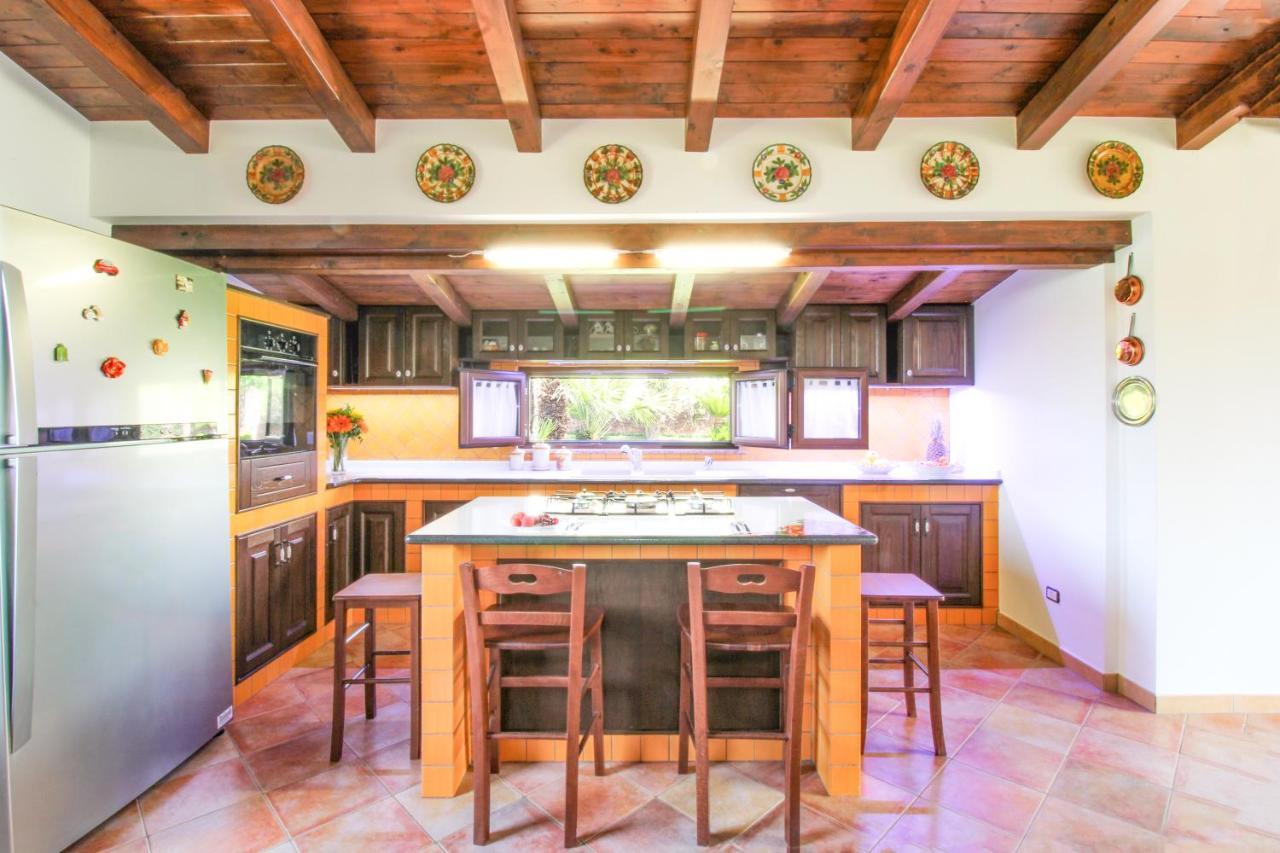 La Casa Di Lina - Capo D'Orlando, Casa Con Ampio Giardino Villa Екстериор снимка